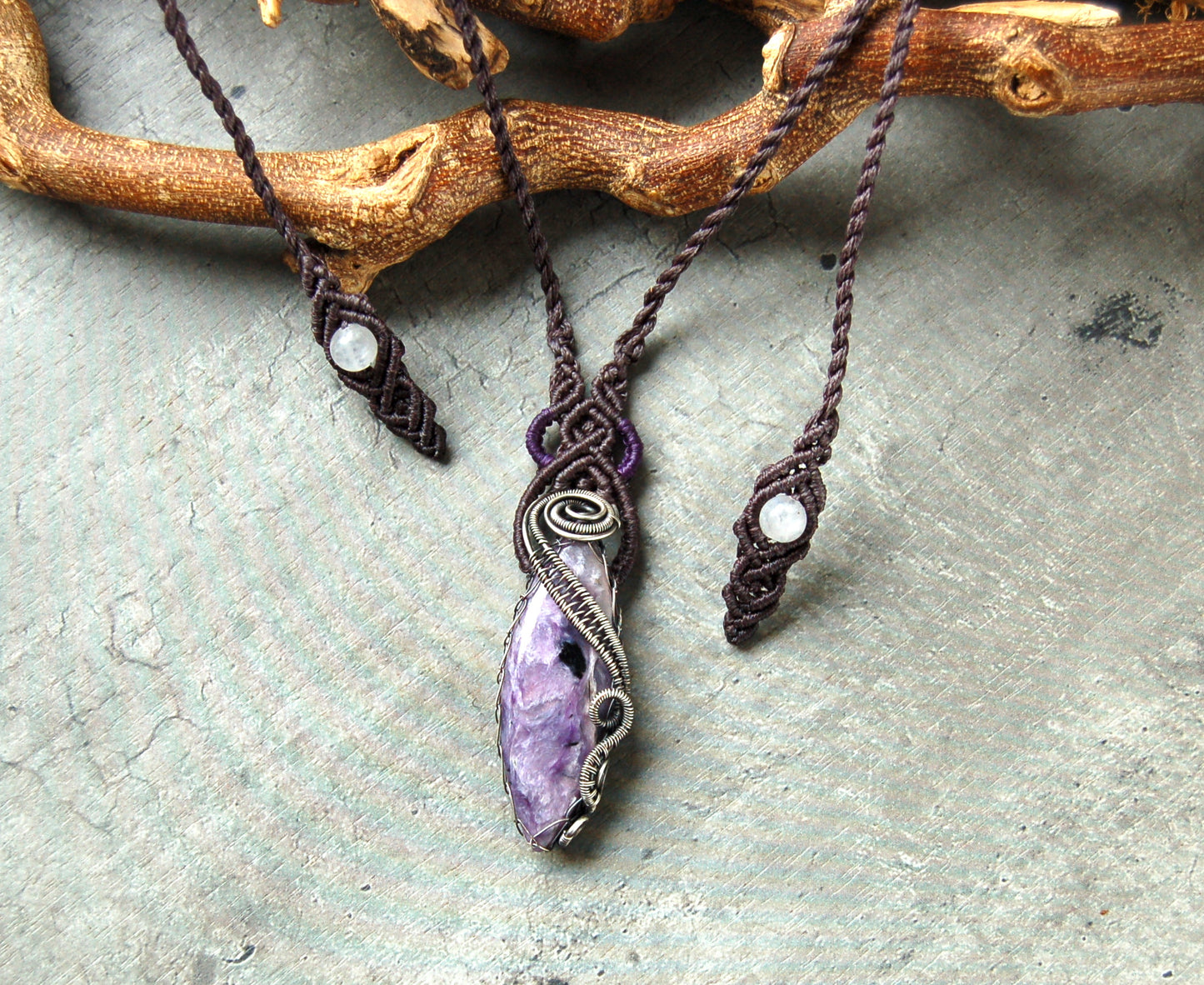 Sway pendant with Charoite