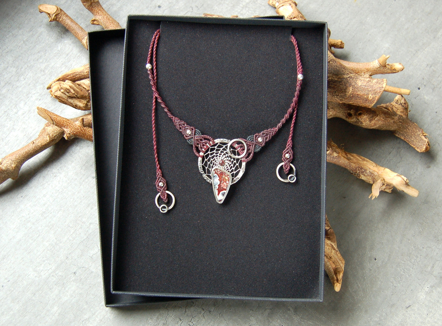 macrame necklace with agate gemstone and silver dream catcher