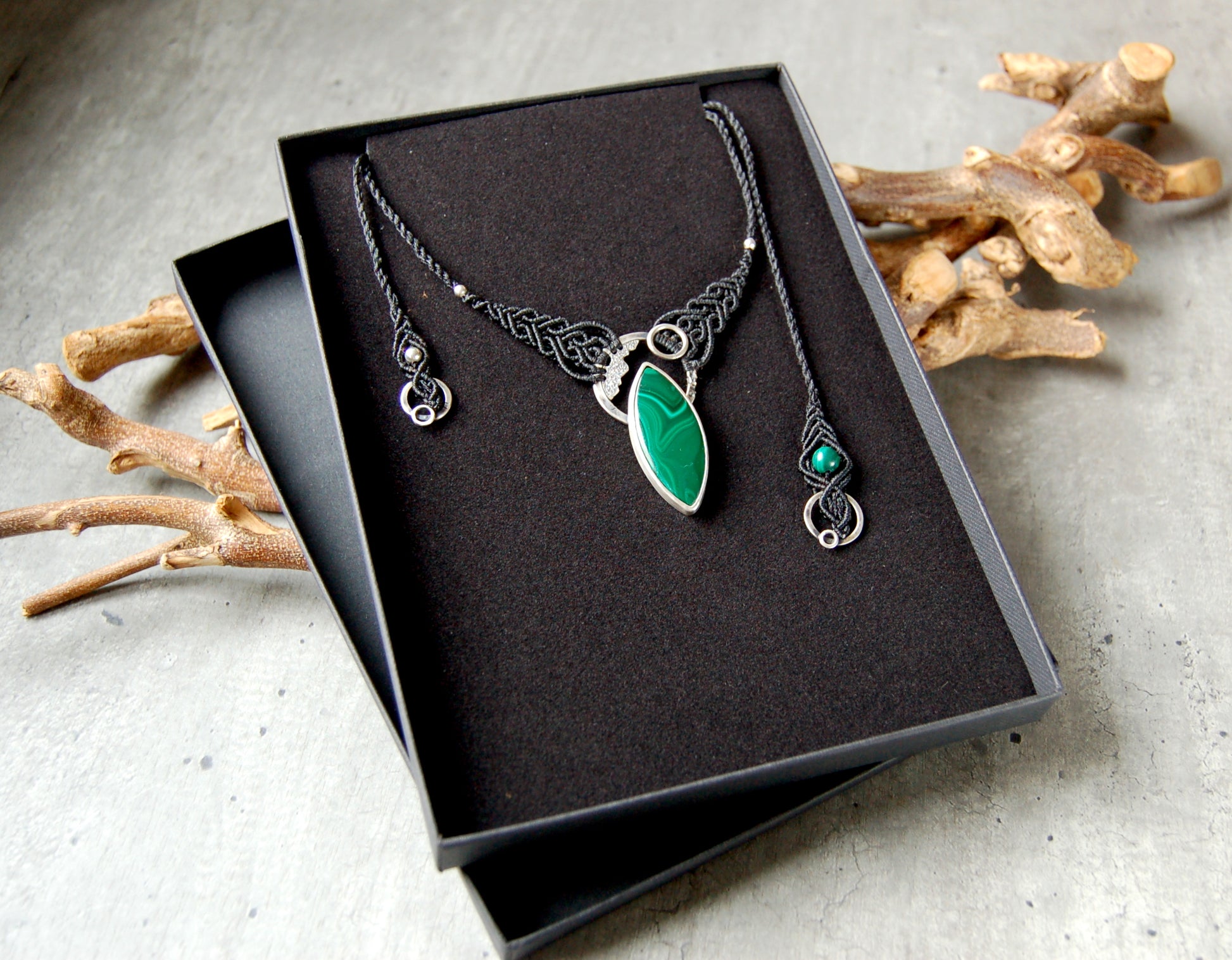 Malachite necklace with macrame and sterling silver